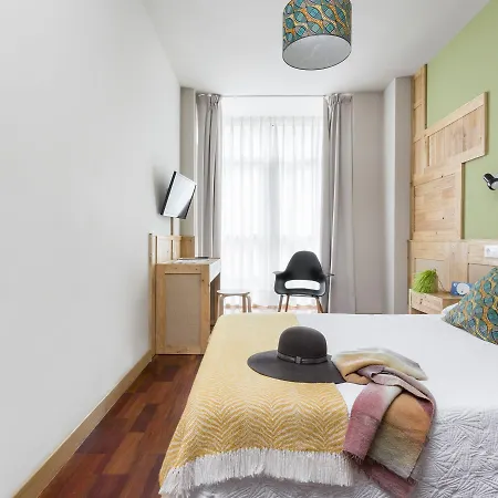 산 미구엘 호텔 2*